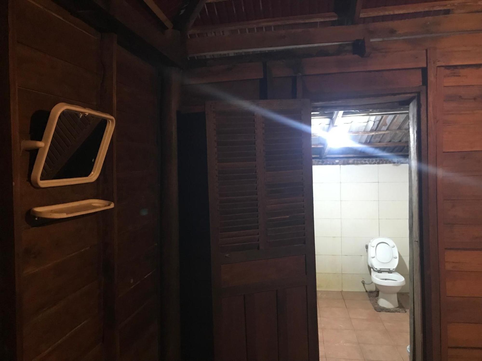 Naks Shack Hostel Koh Ta Kiev Exterior foto